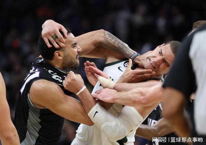 关于密尔沃基雄鹿训练开放日；加时末段临场应变引欢呼；国王杯在即；控场能力受关注的信息