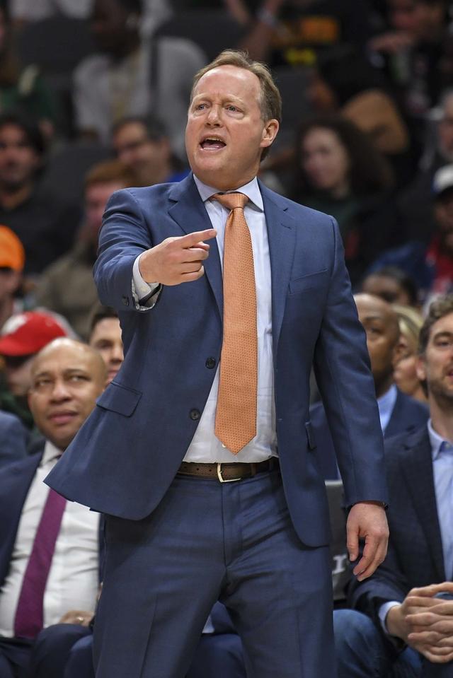 关于密尔沃基雄鹿训练开放日；加时末段临场应变引欢呼；国王杯在即；控场能力受关注的信息