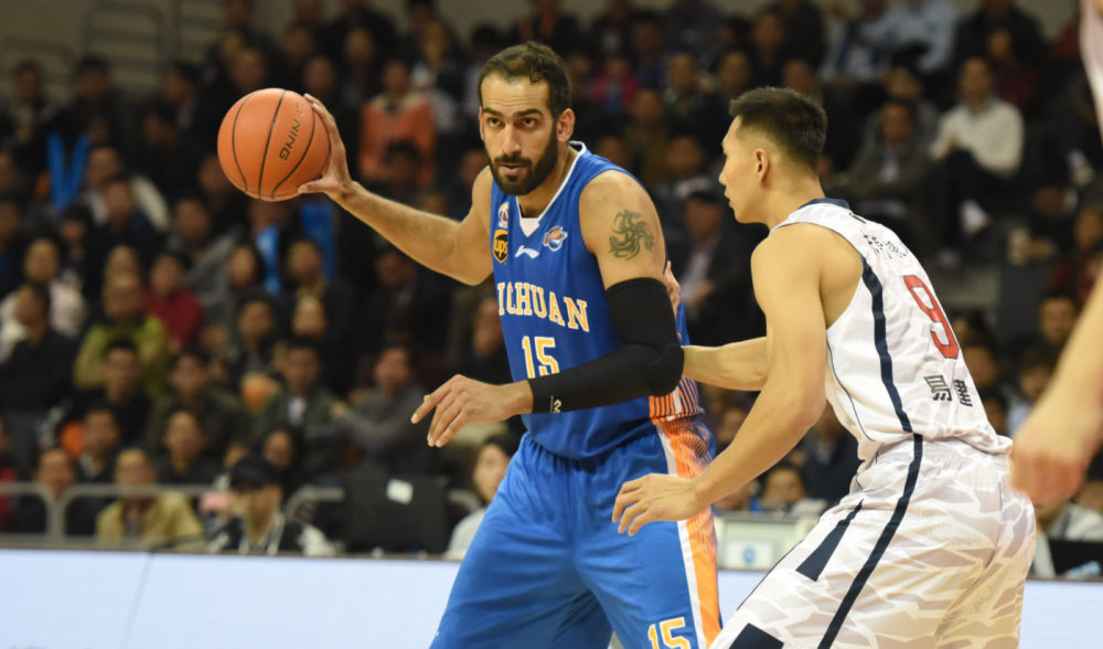 关于CBA常规赛倒计时，丹佛掘金今晨单刀错失，细节引发关注，压力陡增，更衣室氛围转暖的信息-亚博娱乐